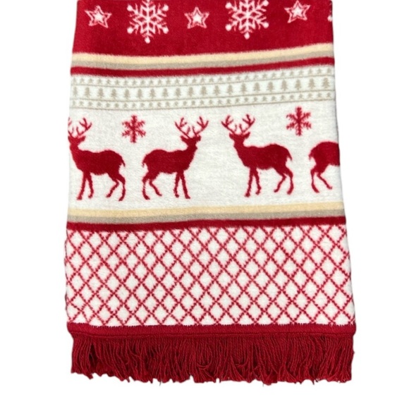 Docofil - ‘Winter Deer 🦌’ luxurious throw. 51” x 67”. NWT. Last one! Firm! - Picture 2 of 3